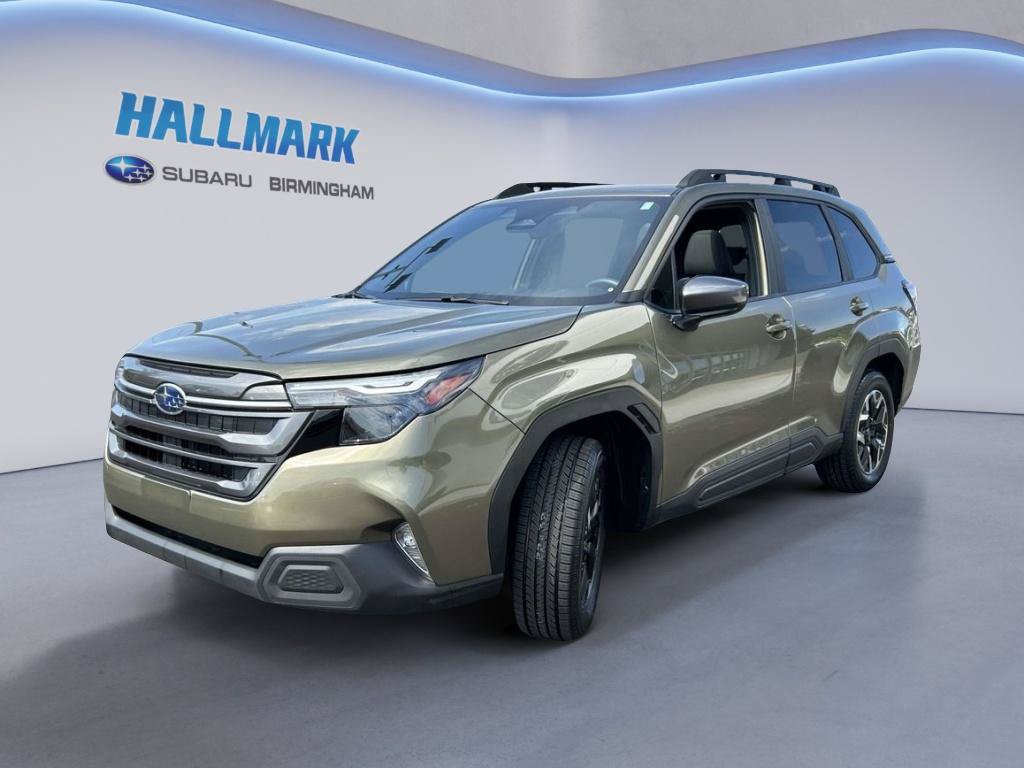 Used 2025 Subaru Forester Premium AWD/4WD image 5