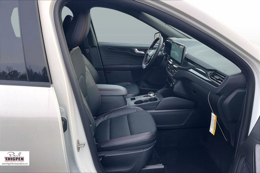 New 2026 Ford Escape ST-Line w/ Tech Pack #1 image 8