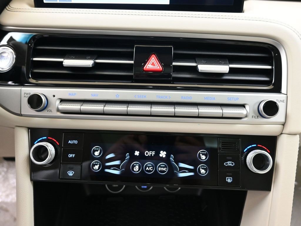 New 2026 Genesis G70 2.5T Prestige image 33