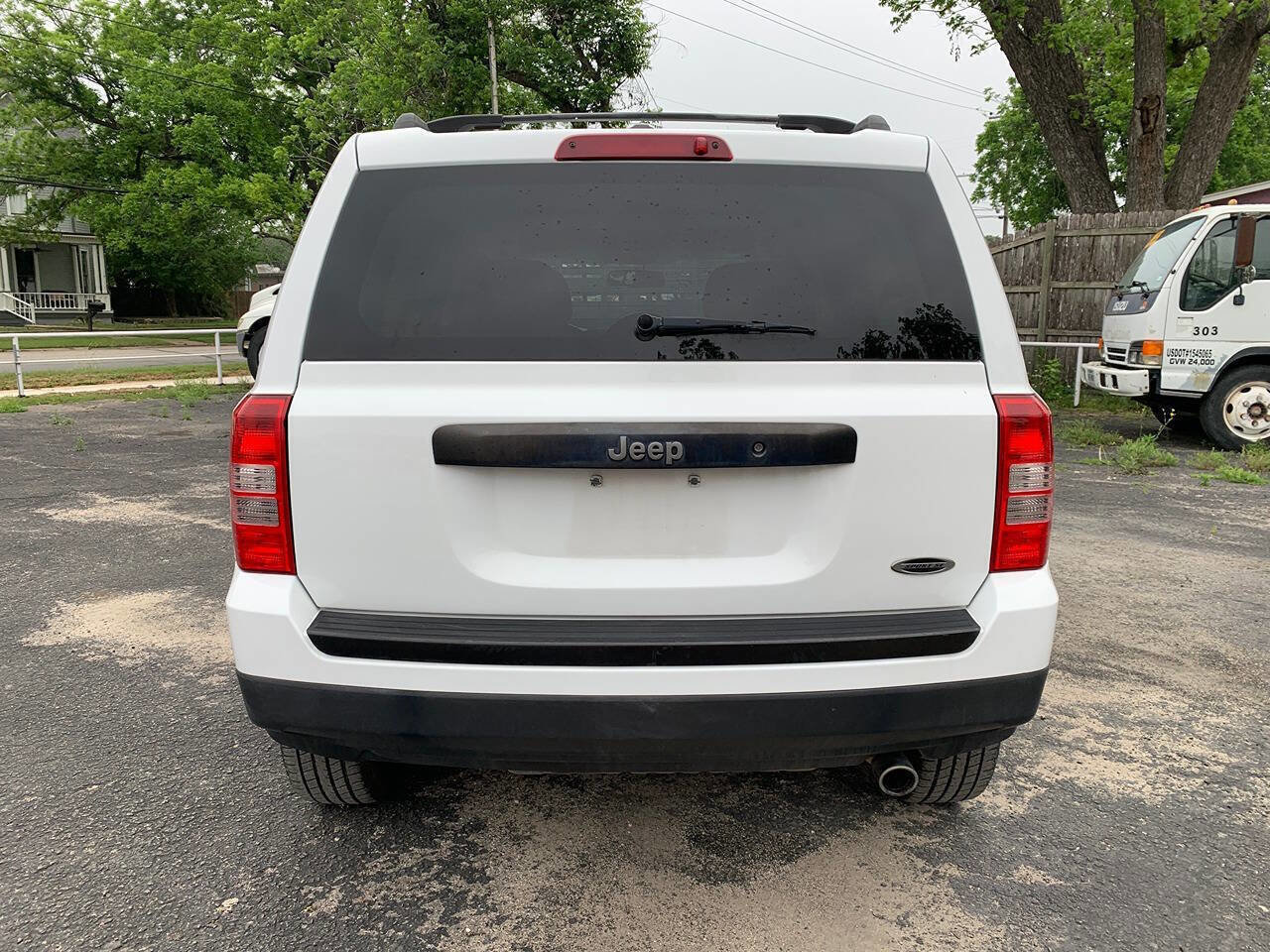 Used 2016 Jeep Patriot Sport FWD image 7