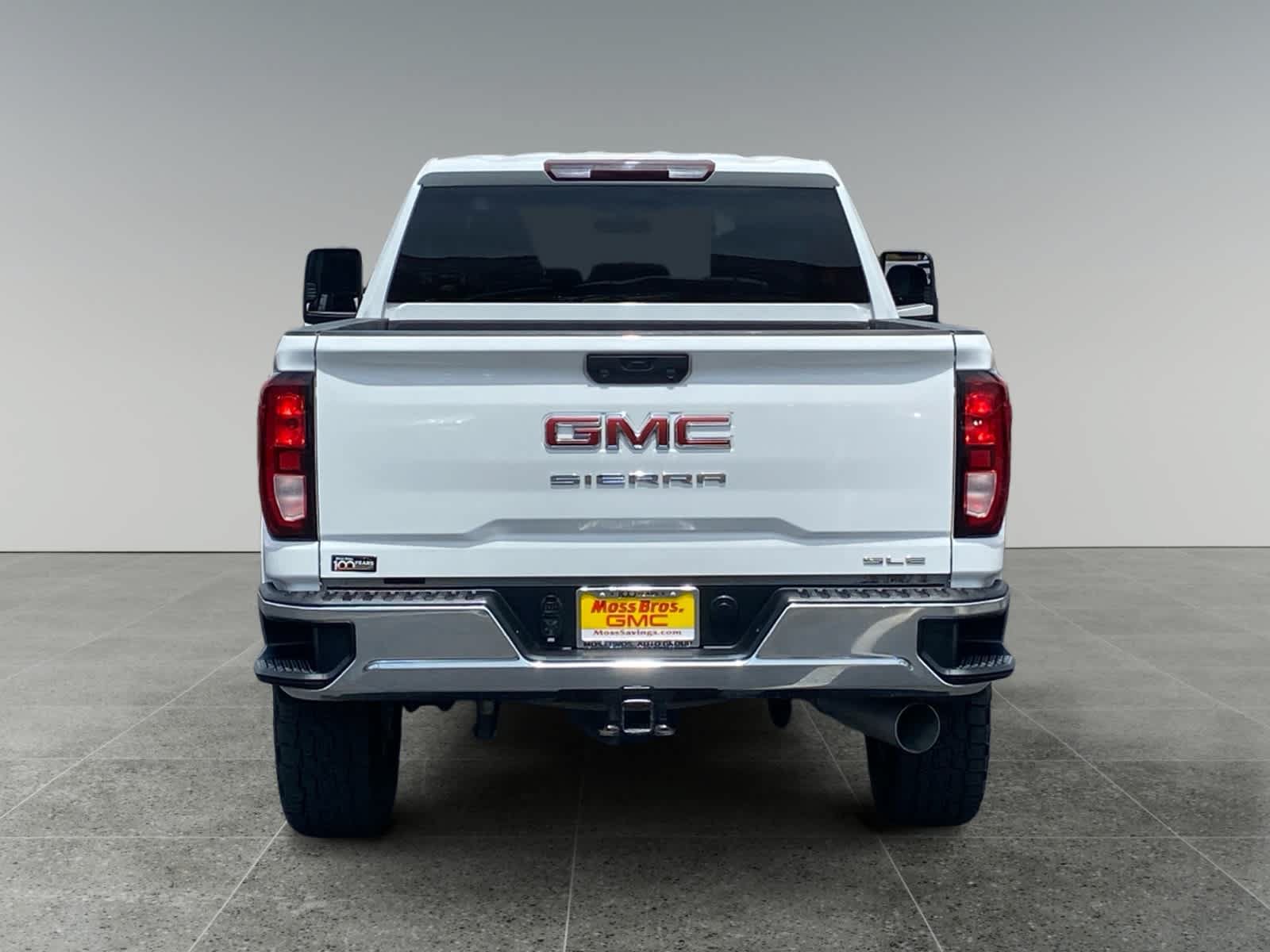 Used 2021 GMC Sierra 2500 SLE w/ SLE Convenience Package AWD/4WD image 4