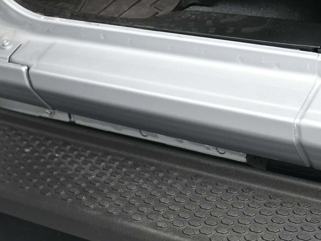 Used 2024 Jeep Wrangler Sahara image 21