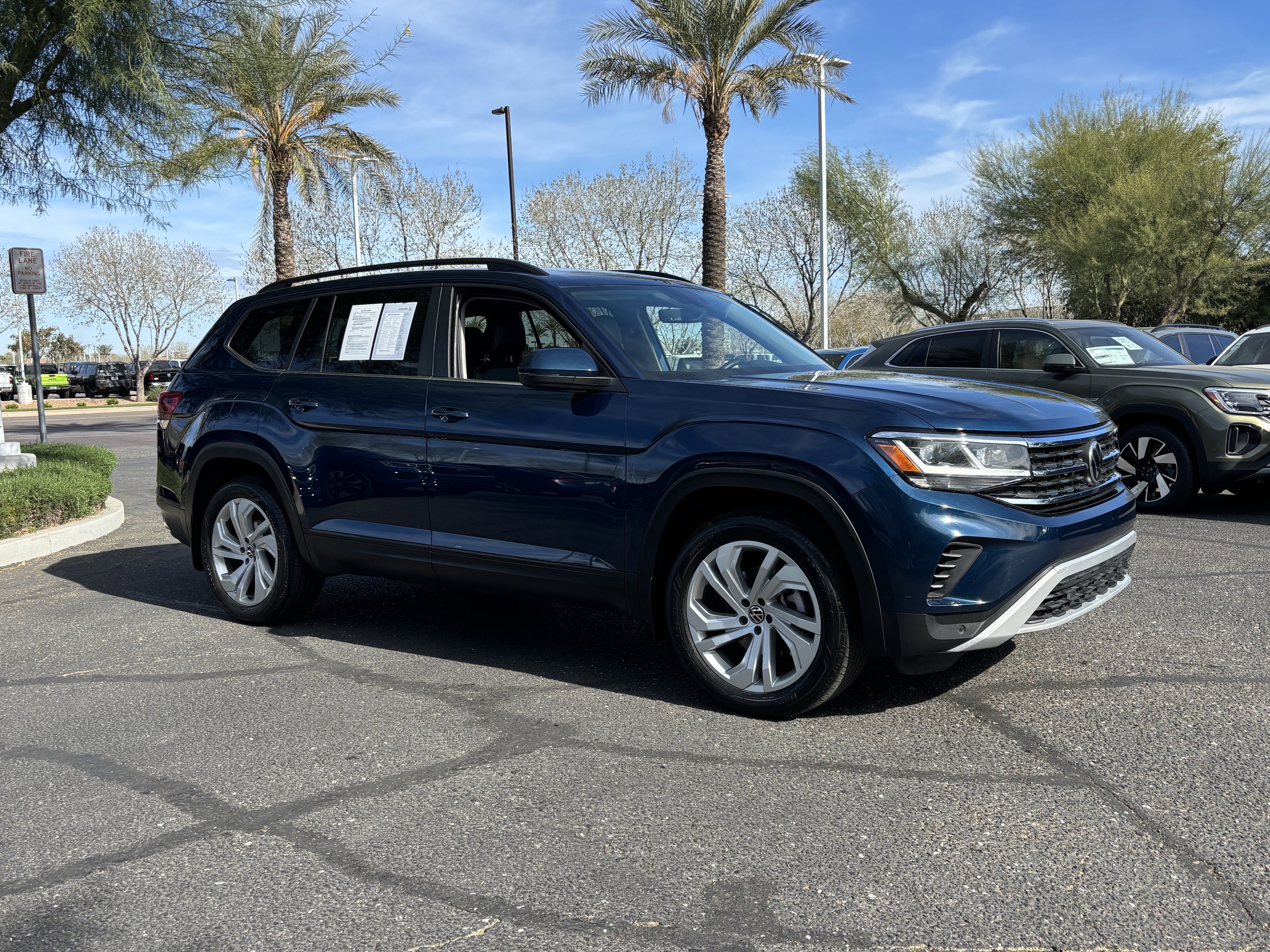 Used 2022 Volkswagen Atlas SE w/ Panoramic Sunroof Package image 6