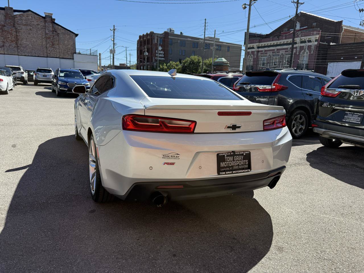 Used 2018 Chevrolet Camaro LT RWD image 4