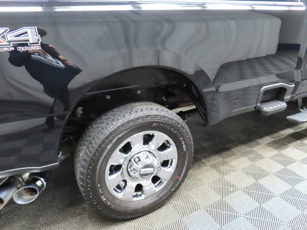 Used 2026 Ford F350 Lariat w/ Lariat Ultimate Package AWD/4WD image 36