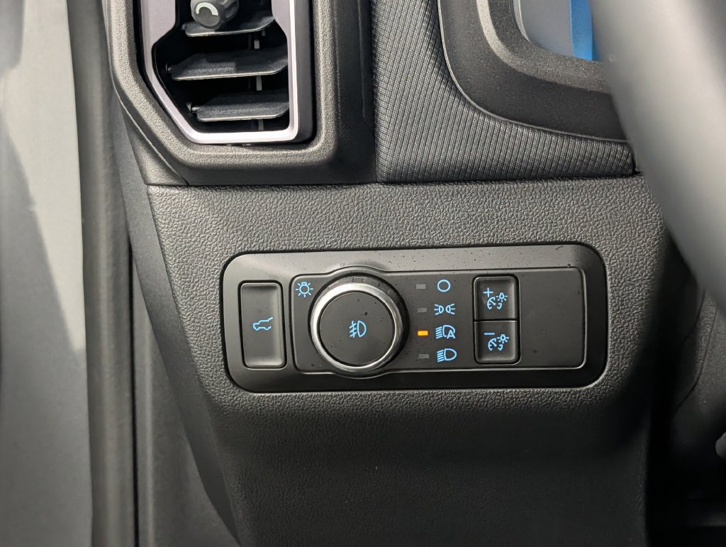 Used 2025 Ford Bronco Sport Outer Banks w/ Outer Banks Tech Package+ AWD/4WD image 22