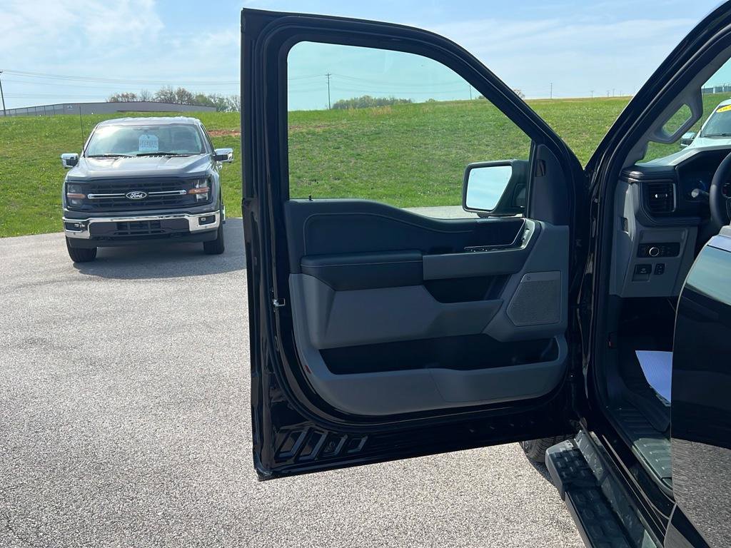 New 2025 Ford F150 Lightning Flash w/ Max Trailer Tow Package image 16