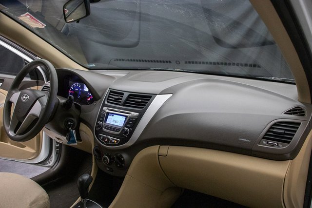 Used 2014 Hyundai Accent GLS image 14