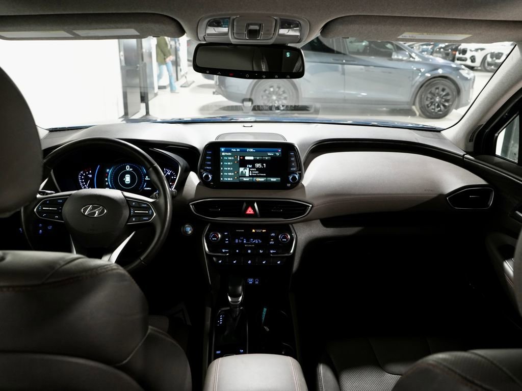 Used 2020 Hyundai Santa Fe Limited image 15