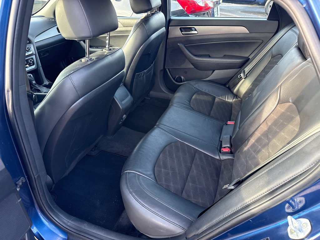 Used 2018 Hyundai Sonata Sport w/ Cargo Package FWD image 9