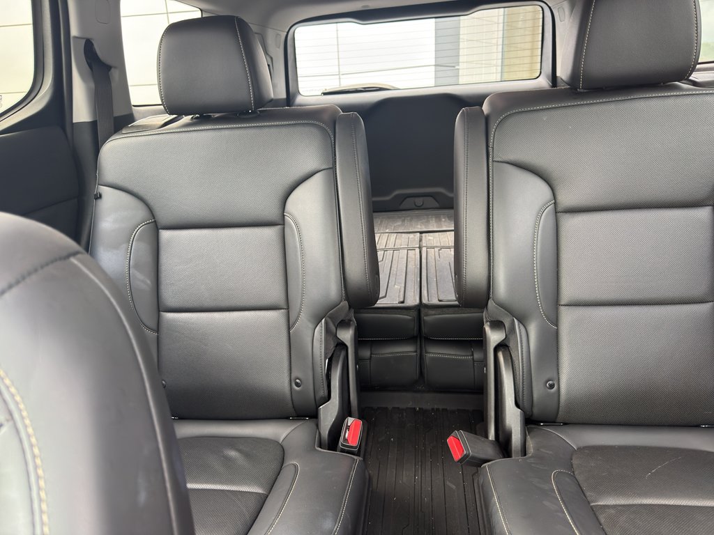 Used 2022 GMC Acadia SLT w/ Elevation Edition AWD/4WD image 10