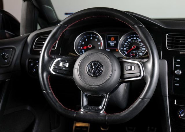 Used 2021 Volkswagen GTI SE image 14