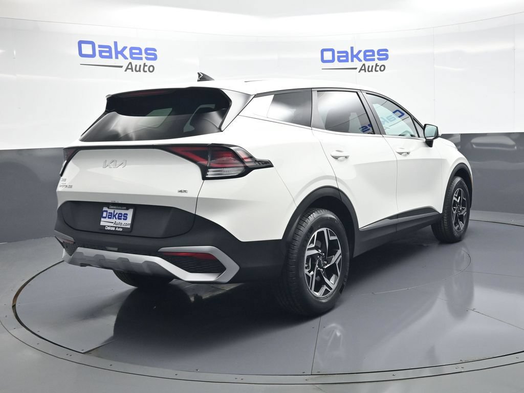 Certified 2024 Kia Sportage LX AWD/4WD image 8