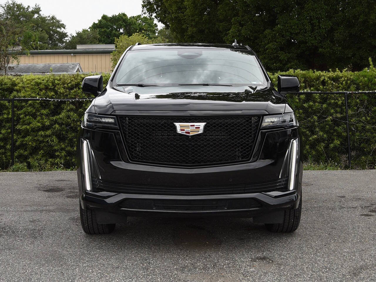 Used 2023 Cadillac Escalade Sport w/ Touring Package RWD image 3