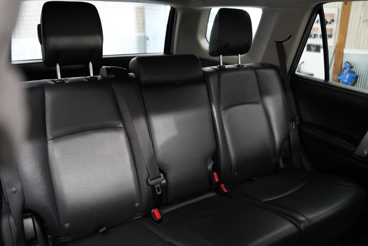 Used 2016 Toyota 4Runner Limited AWD/4WD image 35