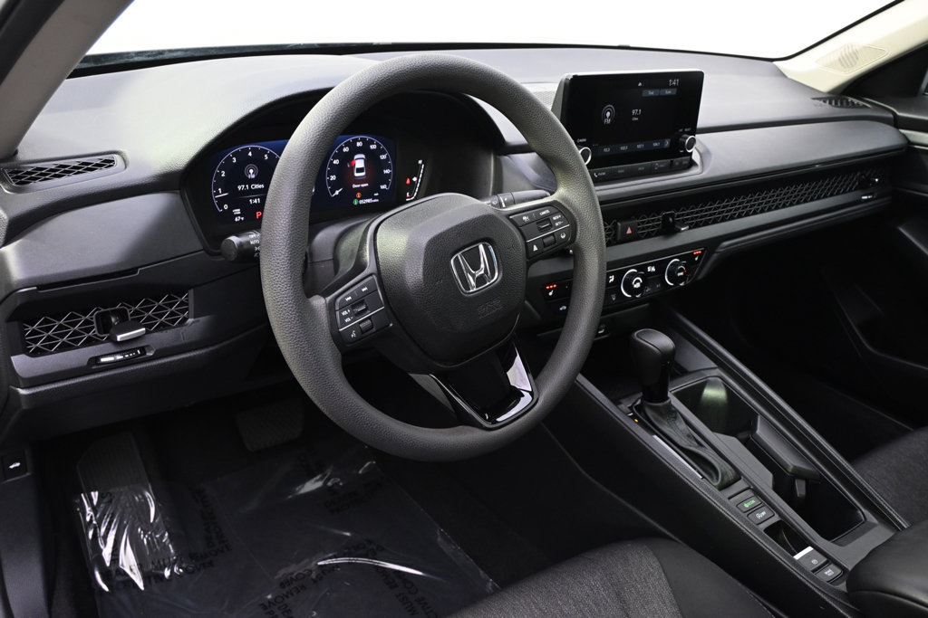 Used 2024 Honda Accord EX image 11