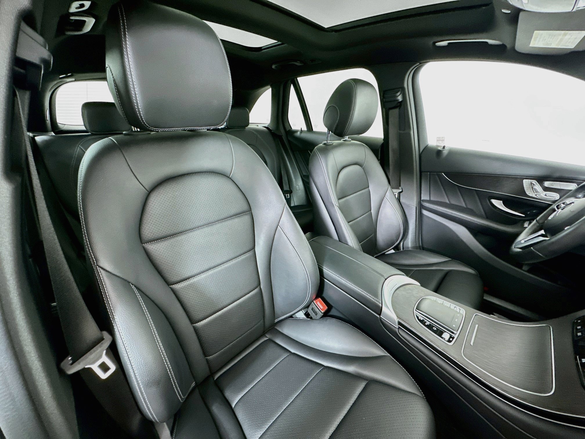 Certified 2022 Mercedes-Benz GLC 300 4MATIC image 26