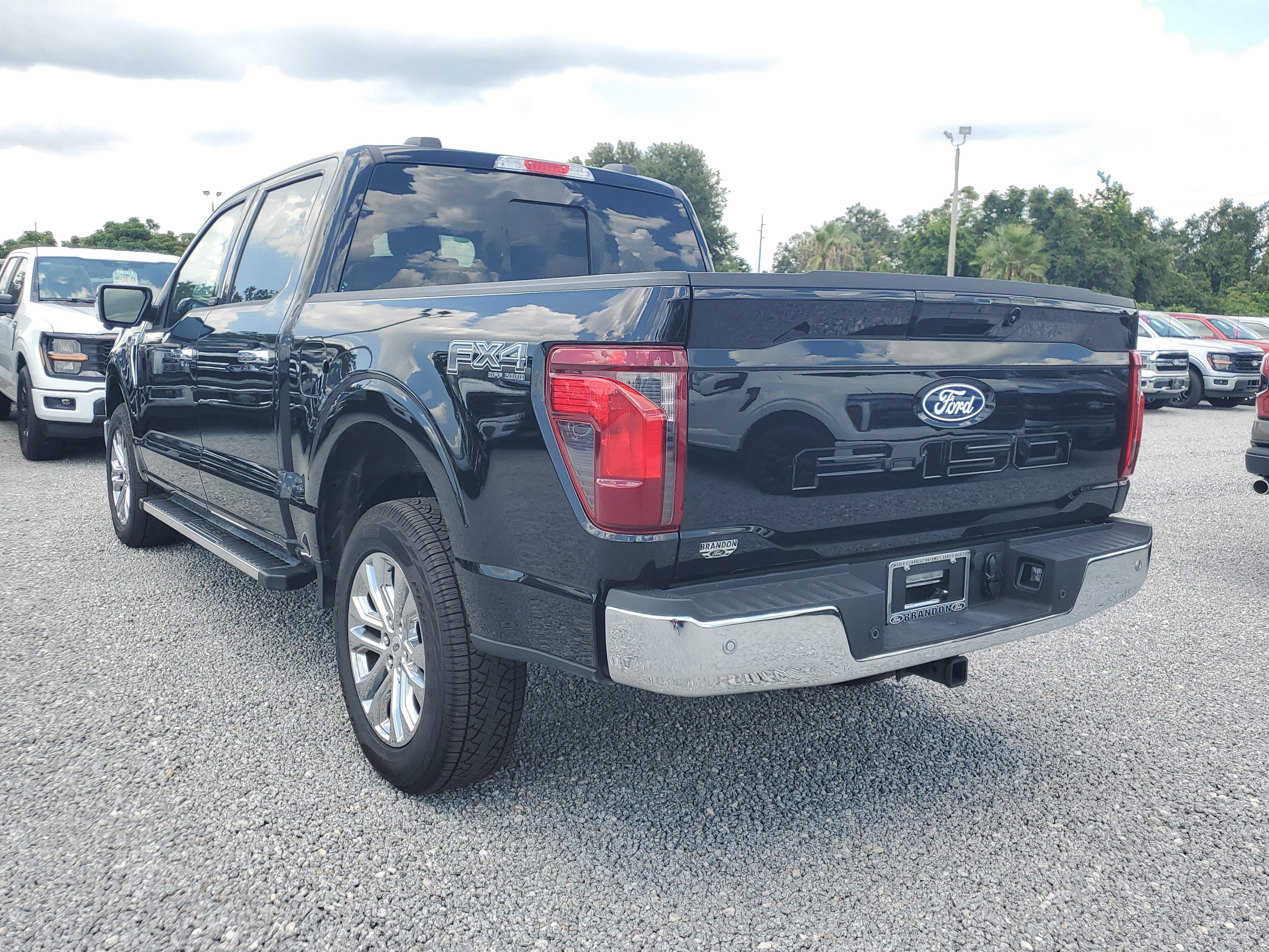 New 2025 Ford F150 XLT w/ Equipment Group 302A MID image 9