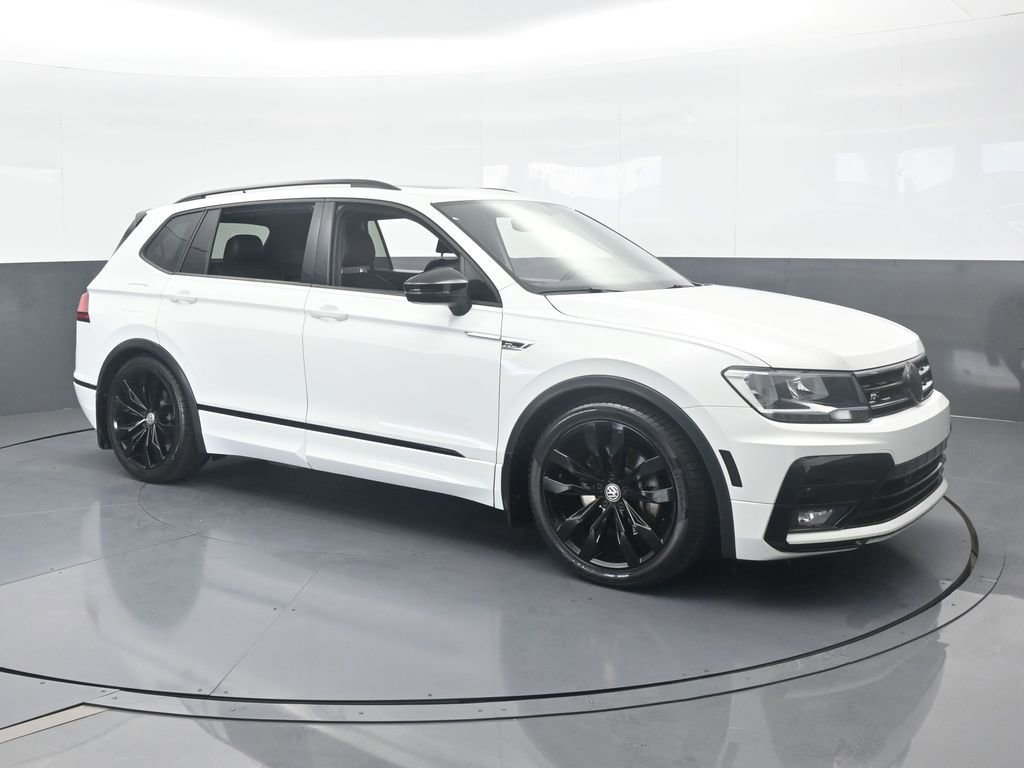 Used 2020 Volkswagen Tiguan SE R-Line image 8
