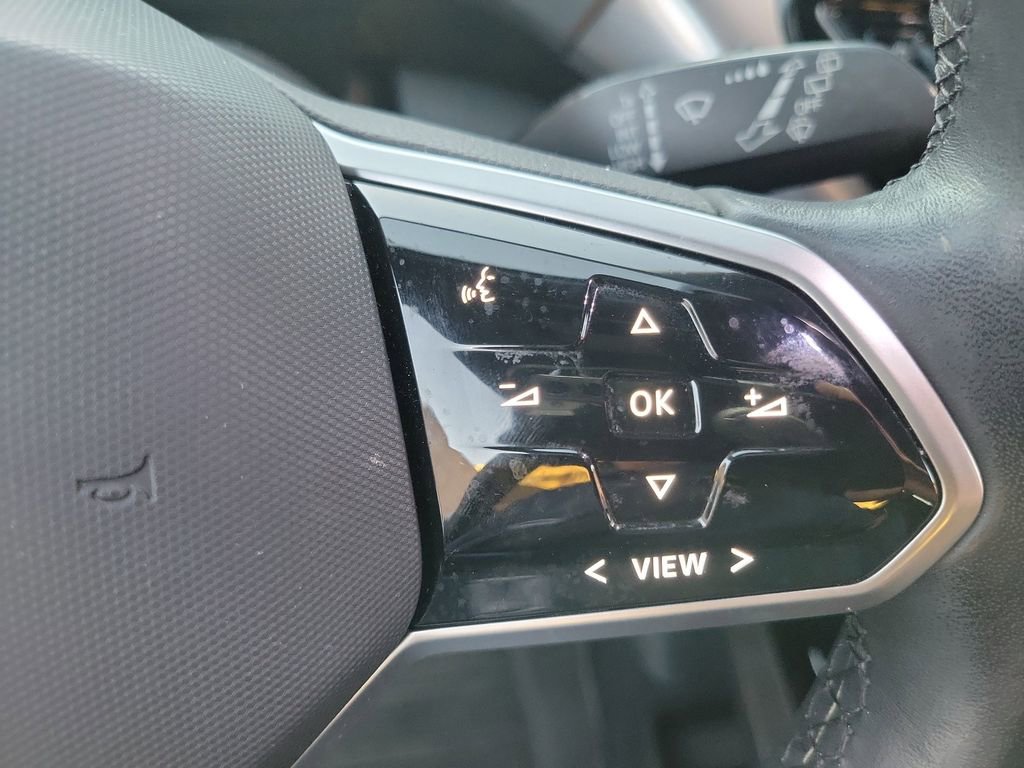 Used 2021 Volkswagen ID.4 Pro image 24