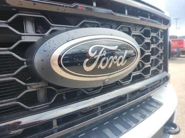 New 2025 Ford F350 Lariat w/ Lariat Ultimate Package image 8
