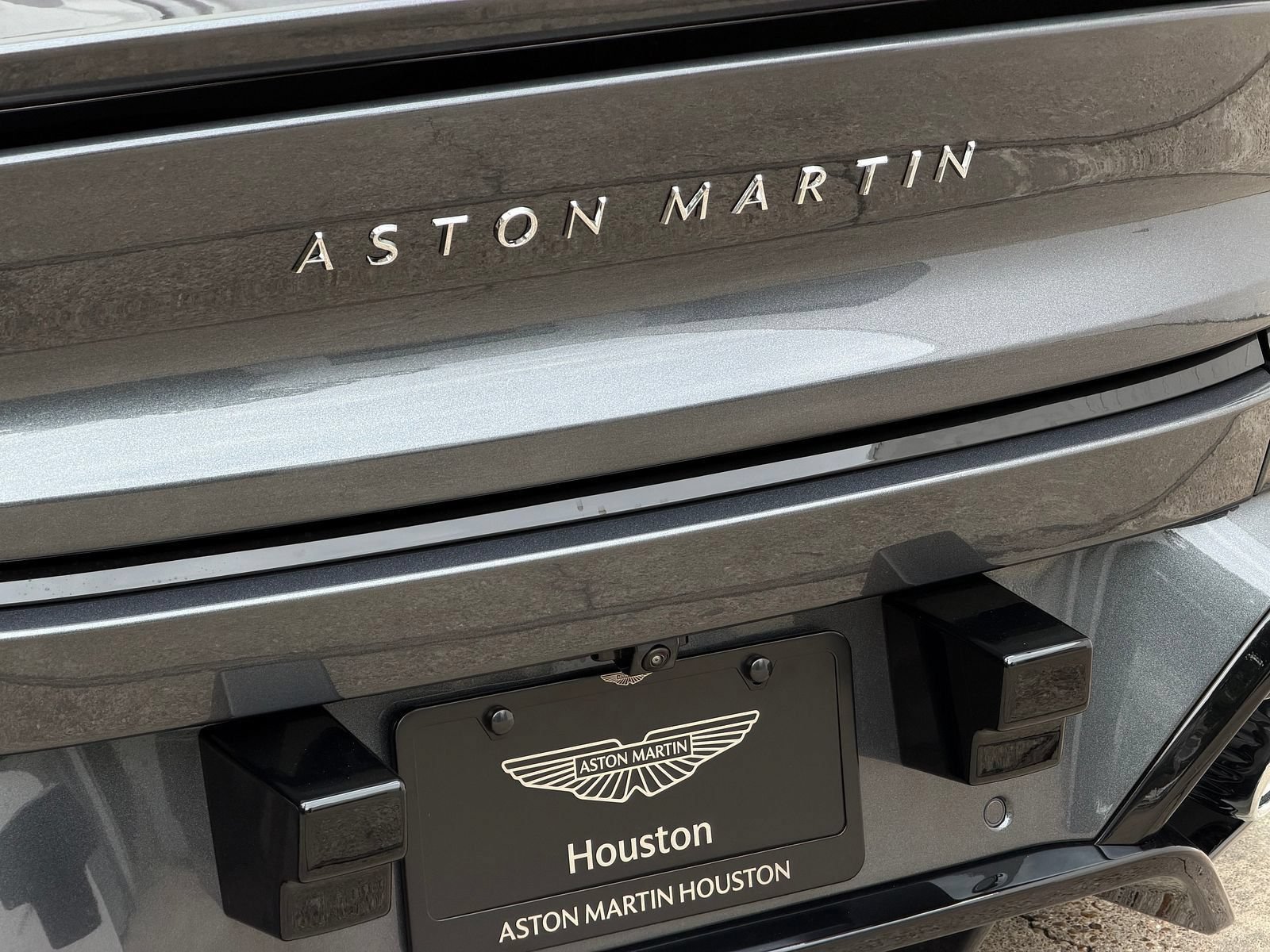 New 2026 Aston Martin Vanquish Convertible RWD image 12