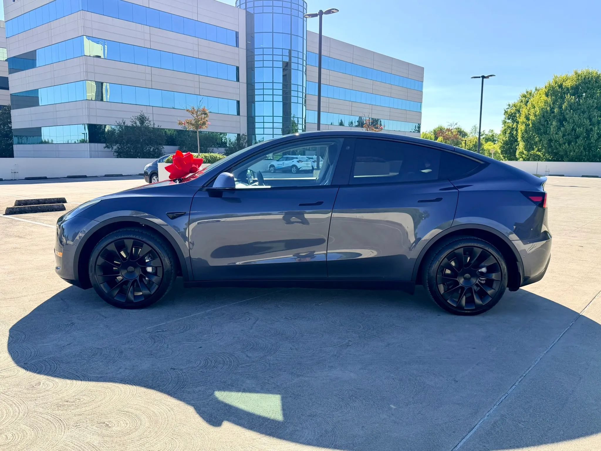 Used 2022 Tesla Model Y Long Range AWD/4WD image 12