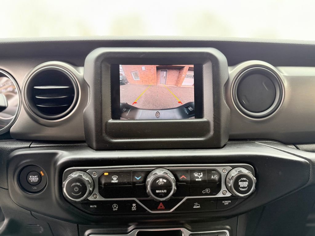 Used 2022 Jeep Gladiator Sport AWD/4WD image 29