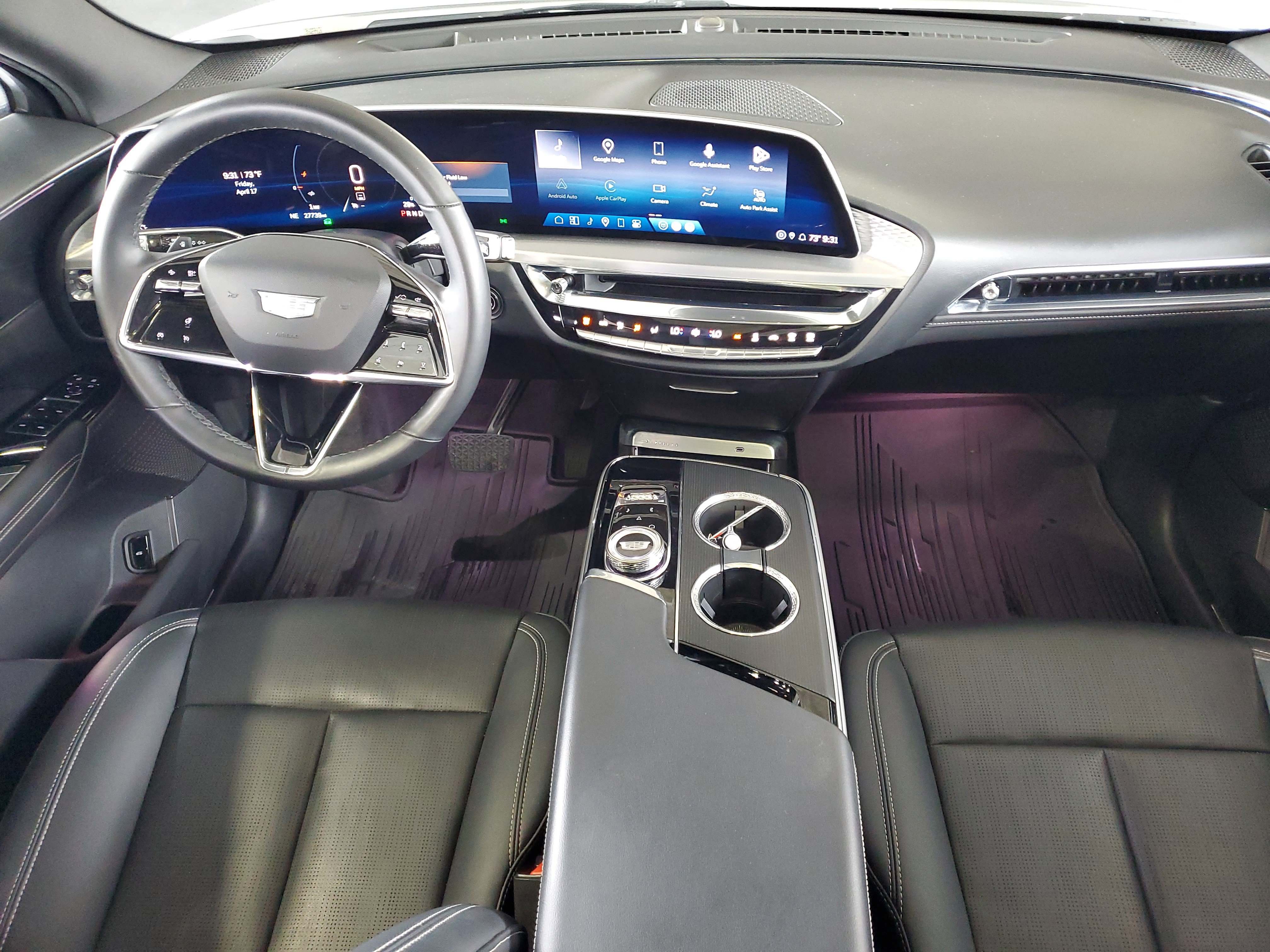 Used 2024 Cadillac Lyriq Luxury image 11