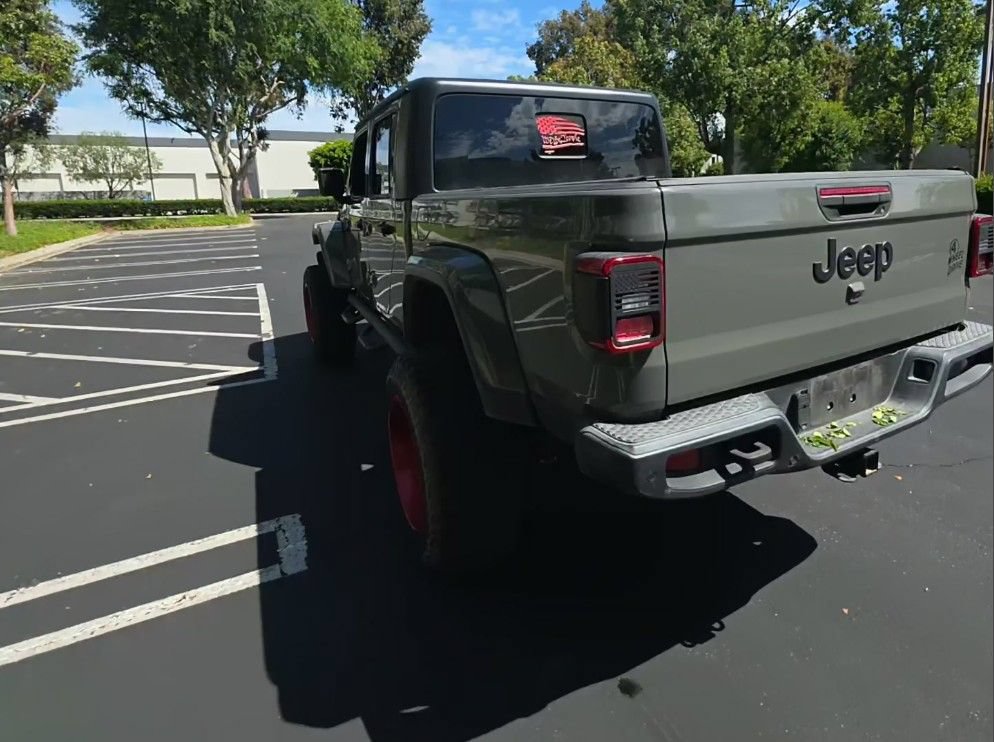 Used 2021 Jeep Gladiator Mojave AWD/4WD image 4