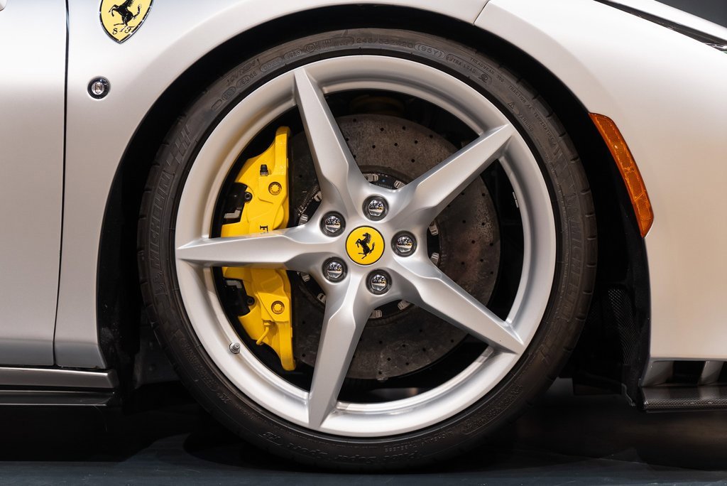 Certified 2022 Ferrari F8 Tributo image 16