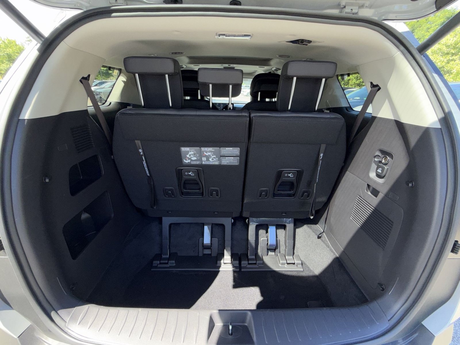 New 2026 Kia Carnival SX Prestige FWD image 33