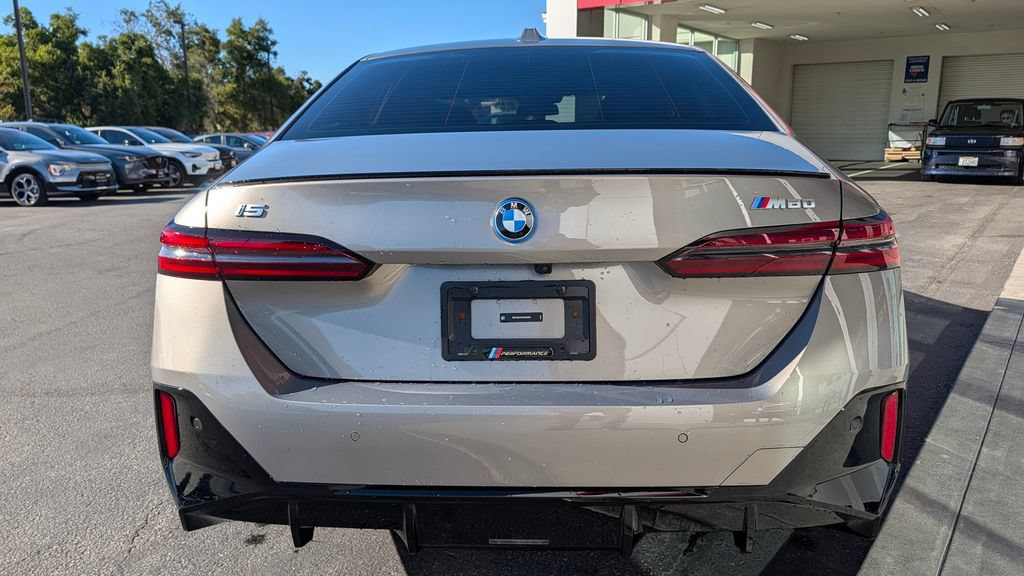 Used 2024 BMW i5 M60 w/ Premium Package AWD/4WD image 9
