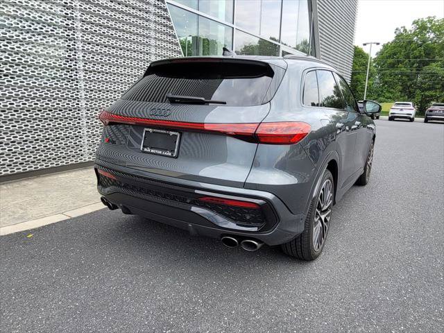 Used 2025 Audi SQ5 Premium Plus AWD/4WD image 6