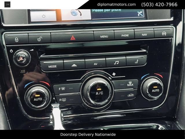 Used 2015 Jaguar XJ L Portfolio AWD/4WD image 42