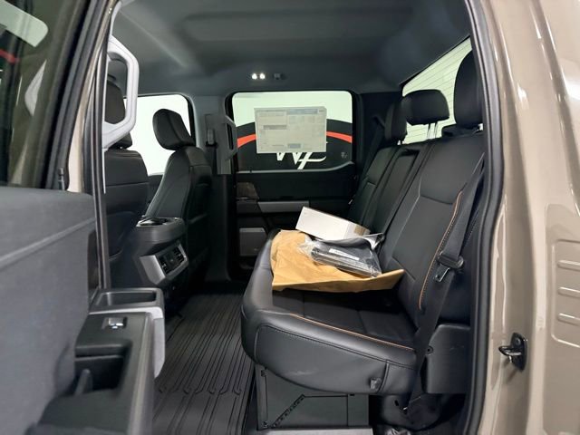 New 2026 Ford F450 4x4 Crew Cab Super Duty image 13