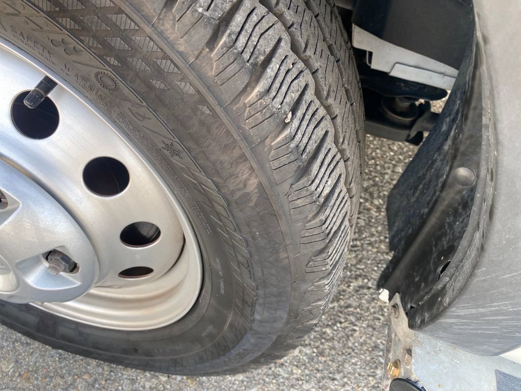 Used 2024 Ford Transit 250 Low Roof AWD w/ Exterior Upgrade Package image 24