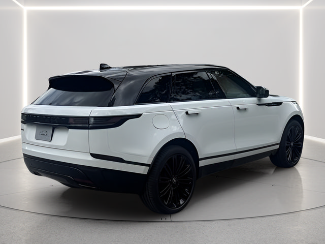 Certified 2026 Land Rover Range Rover Velar Dynamic SE AWD/4WD image 5