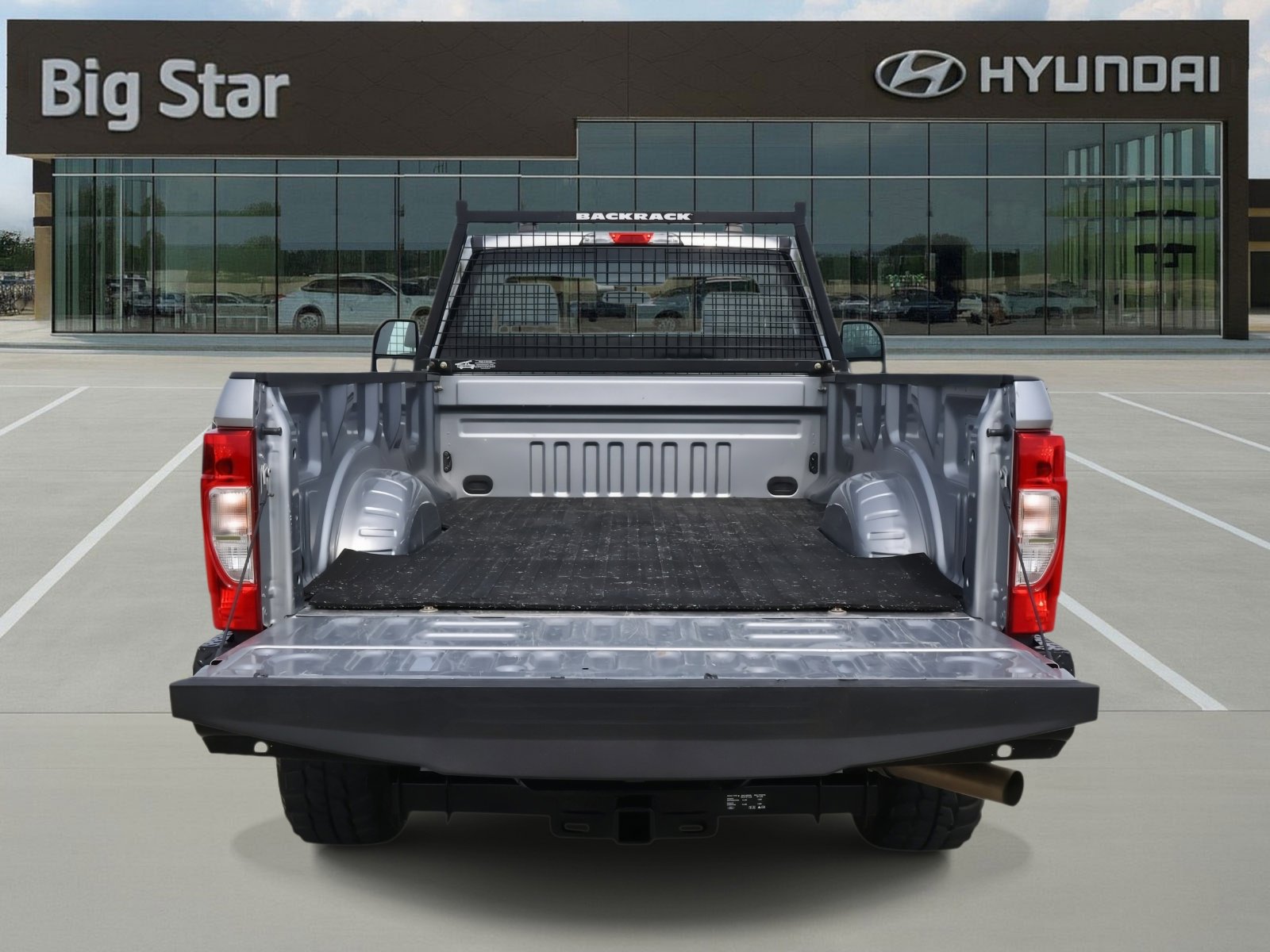 Used 2020 Ford F350 XL w/ Power Equipment Group image 8