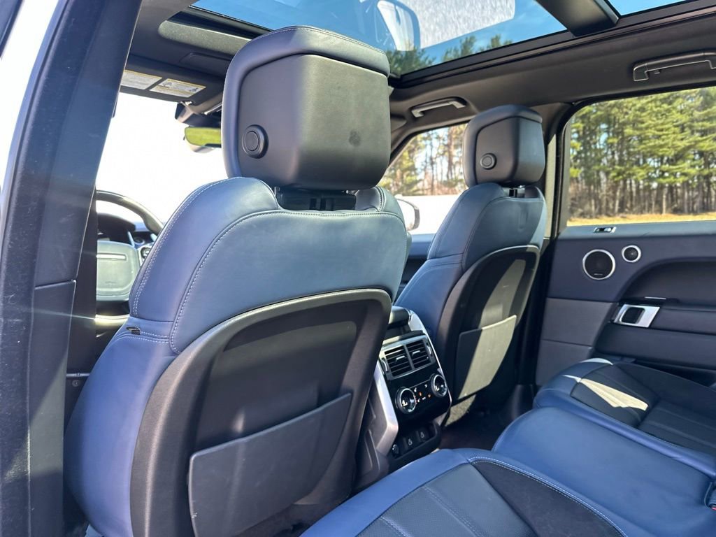 Used 2022 Land Rover Range Rover Sport HST image 22