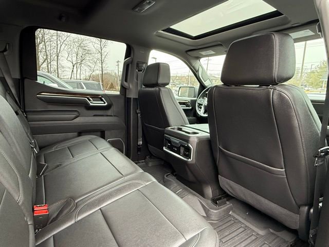 Used 2025 GMC Sierra 1500 Elevation w/ Elevation Premium Package image 20