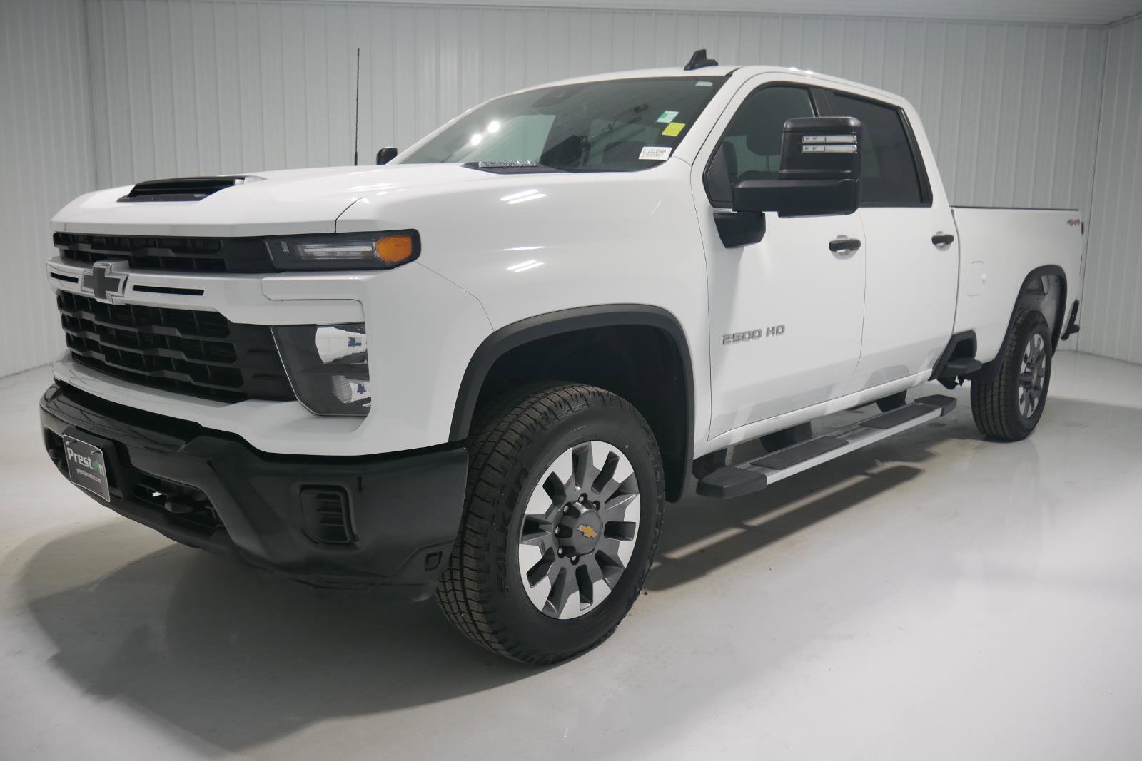 Used 2024 Chevrolet Silverado 2500 Custom w/ Custom Value Package