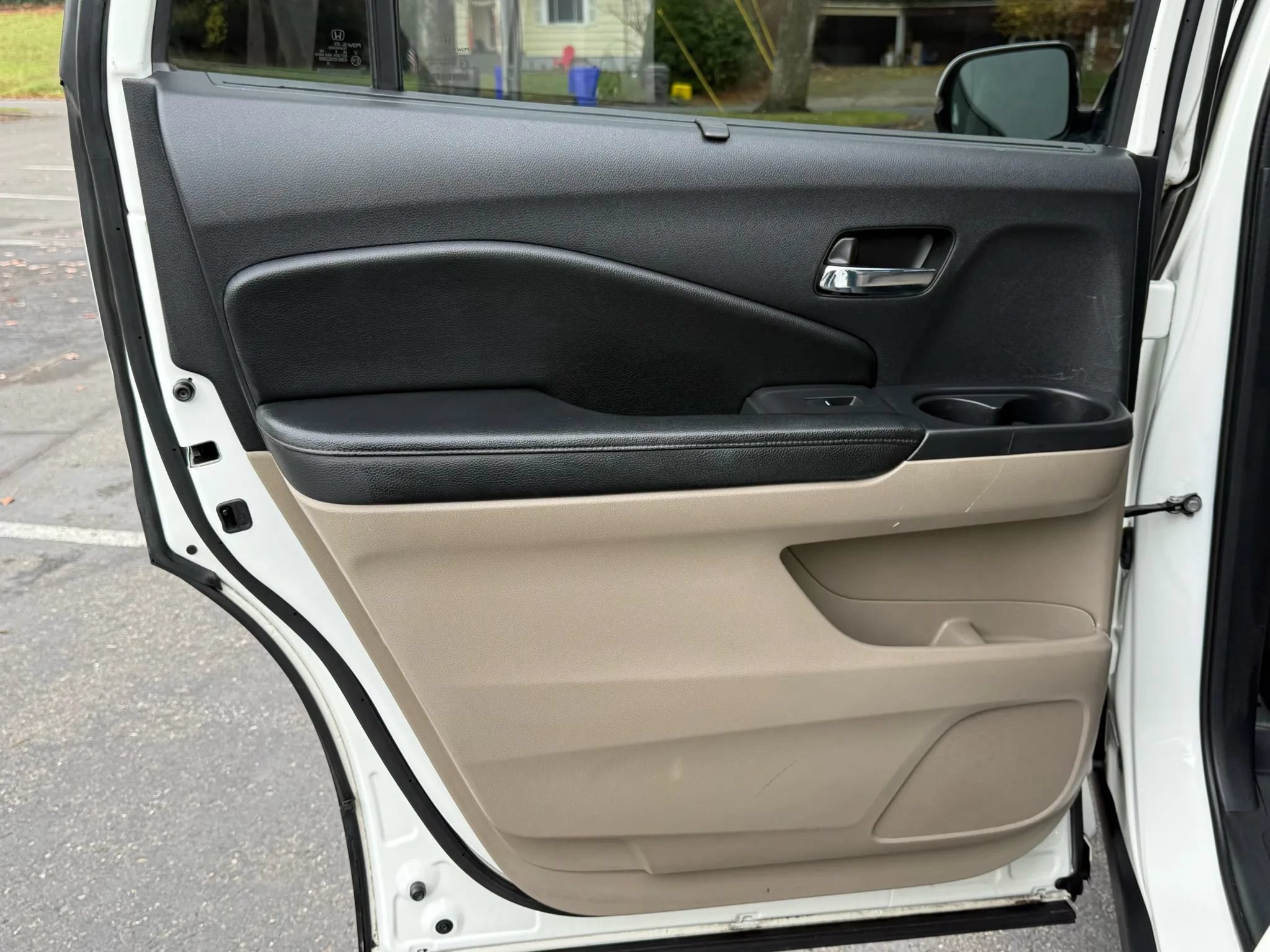 Used 2016 Honda Pilot Touring image 26