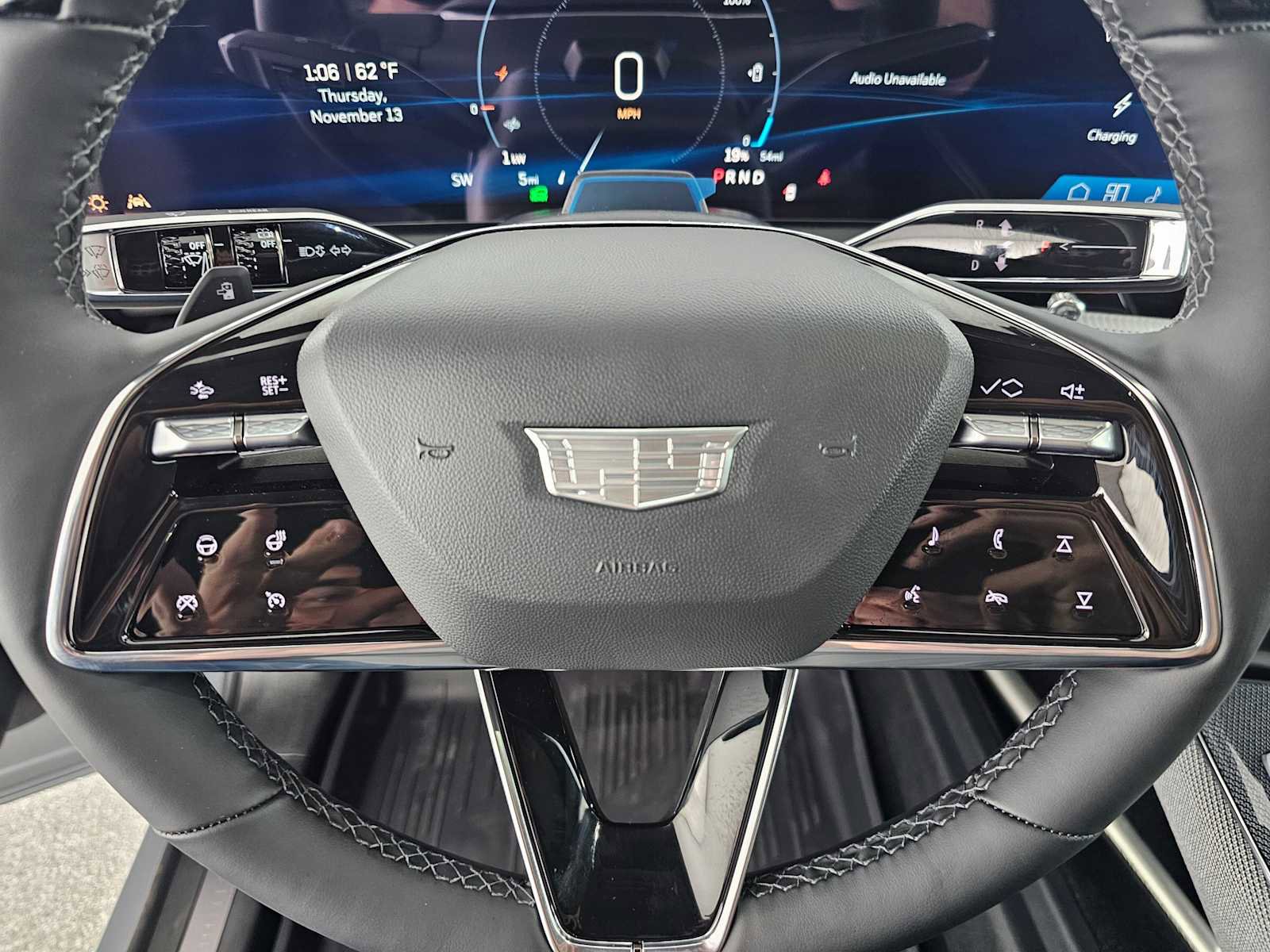 New 2026 Cadillac Optiq Luxury 1 image 23