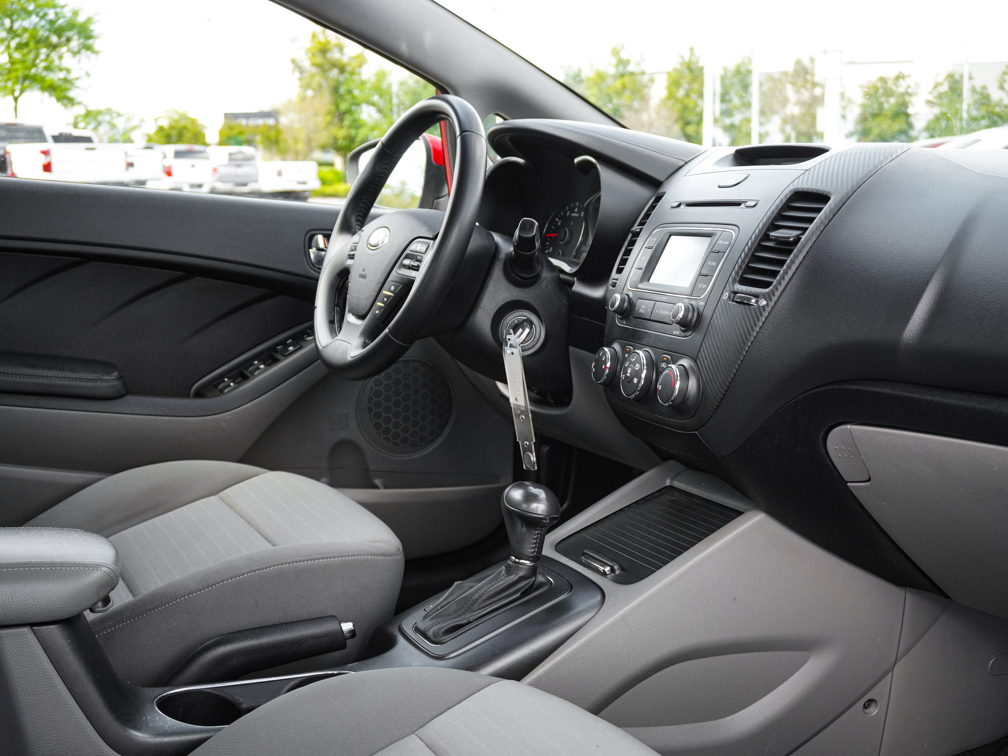 Used 2014 Kia Forte EX image 34