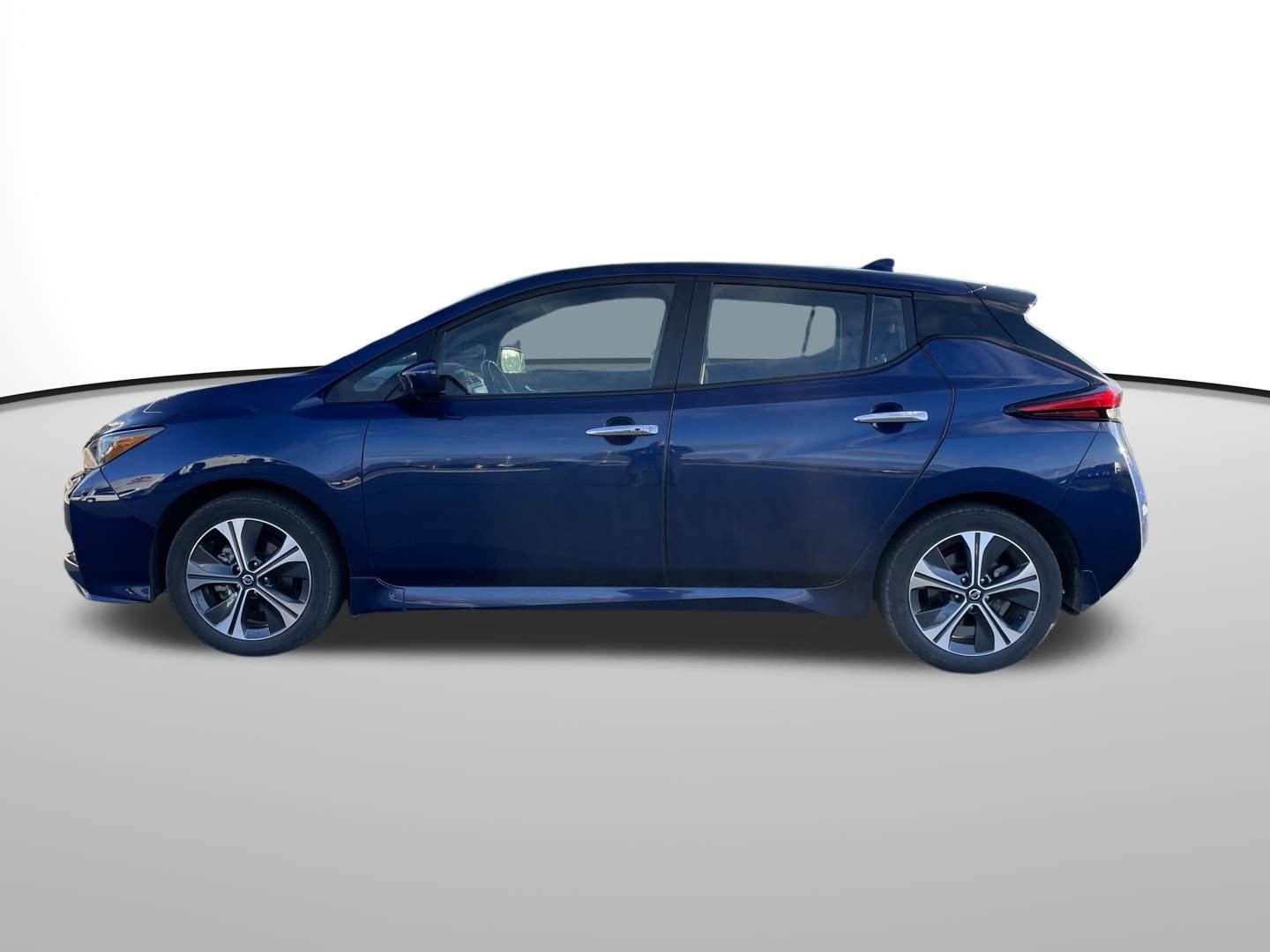 Used 2022 Nissan Leaf SV Plus image 7