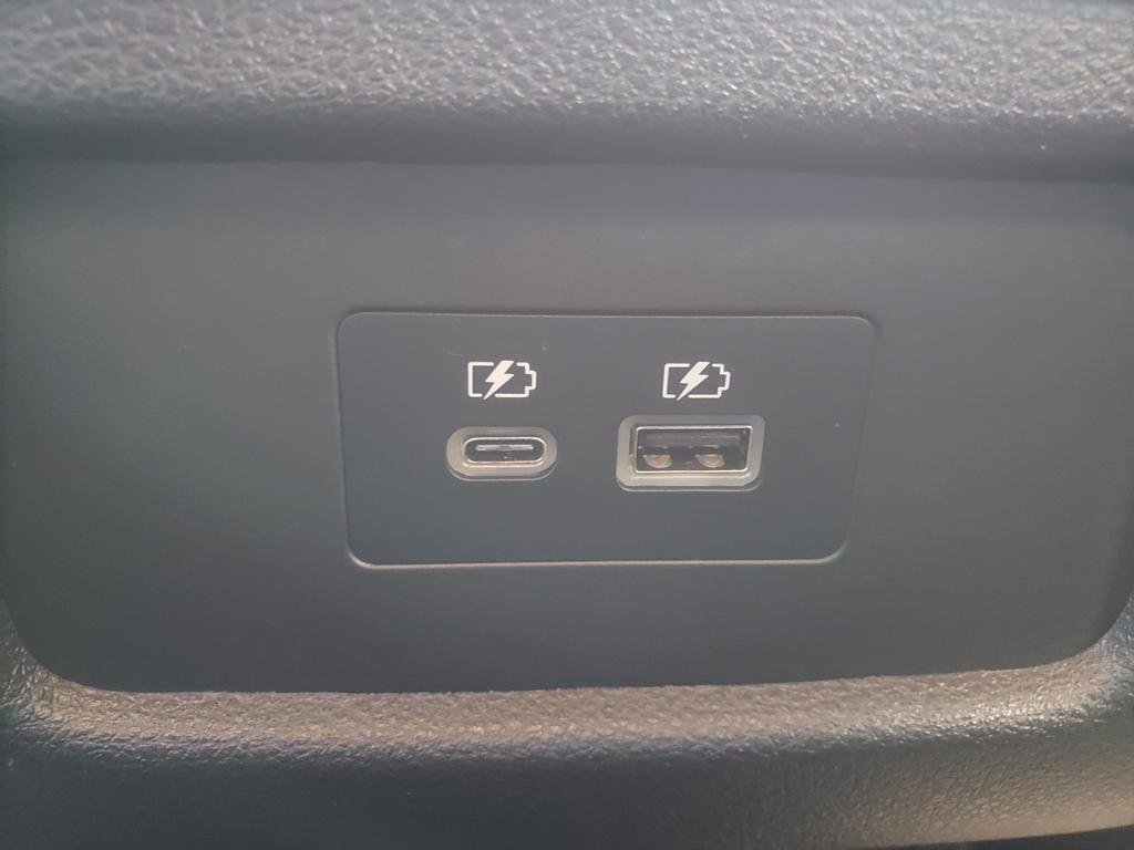 Used 2025 Nissan Pathfinder S image 14