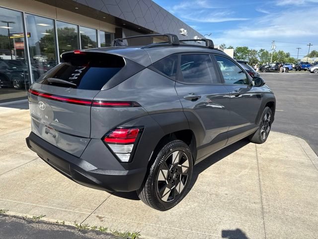 Certified 2024 Hyundai Kona SEL w/ Convenience Package AWD/4WD image 18