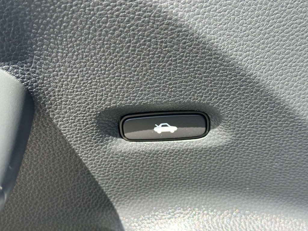 Used 2022 Honda Civic Sport image 16