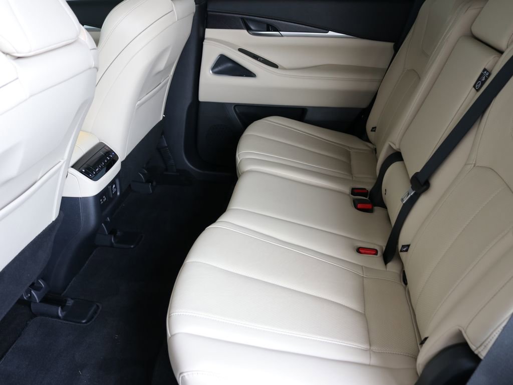 Certified 2025 INFINITI QX60 Sensory AWD/4WD image 25